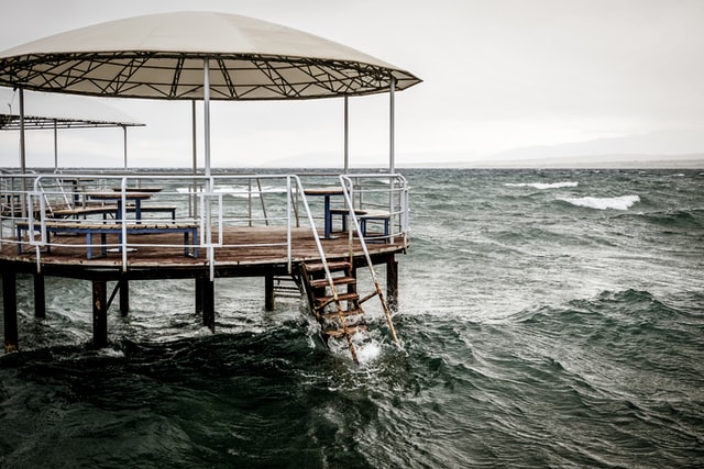 issyk kul lake kyrgyzstan